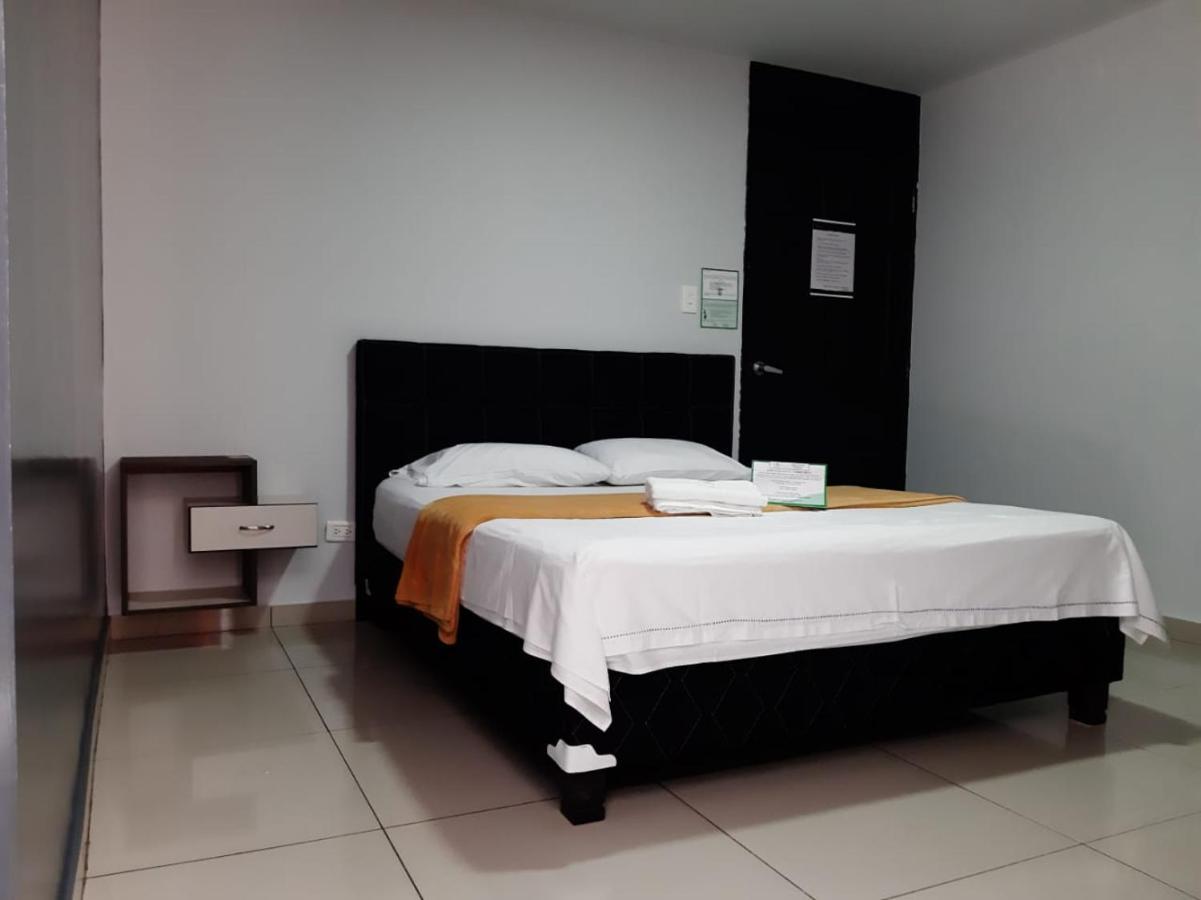 Hotel Escorial Ibague Bagian luar foto