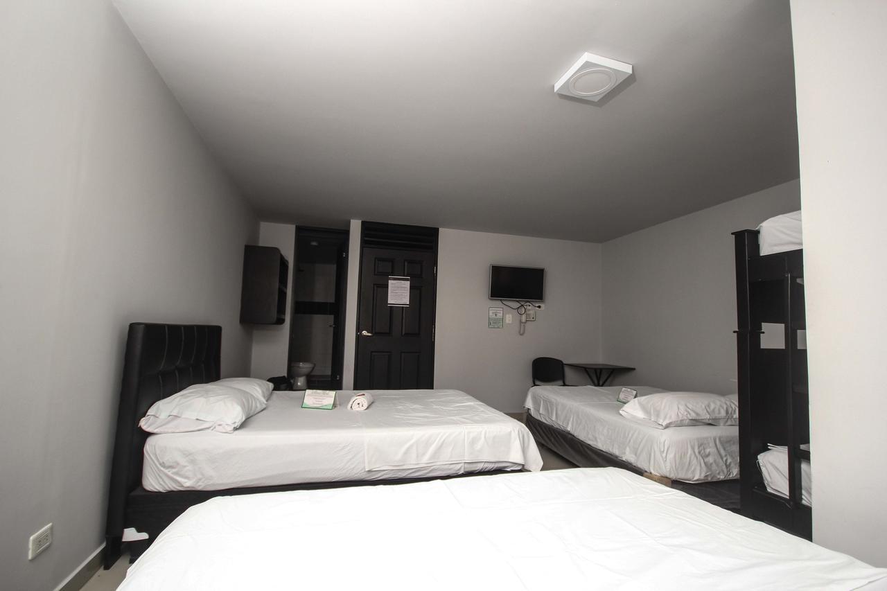 Hotel Escorial Ibague Bagian luar foto