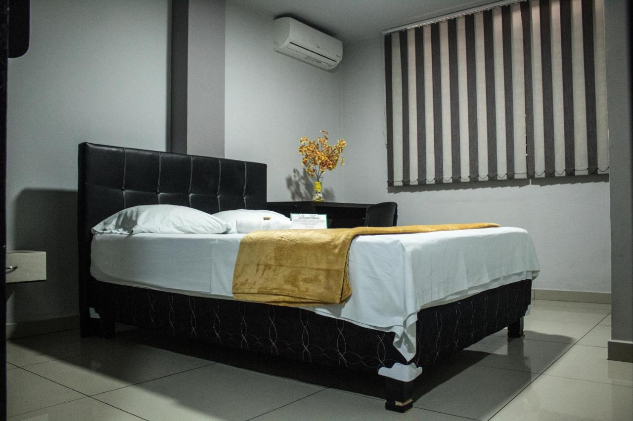 Hotel Escorial Ibague Bagian luar foto